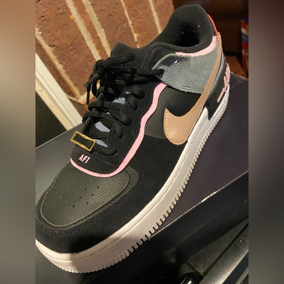 Woman AF1 Shadow RTL - Picture 2 of 3